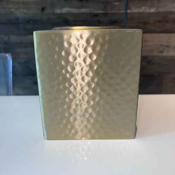 Tissue Box Holder - Picture 6 of 8